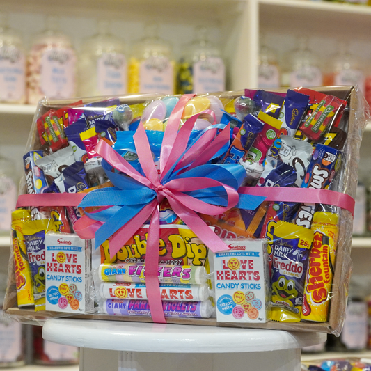 Mega Retro Hamper image 0